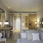 Ξενοδοχείο Wine & Golf 5*
