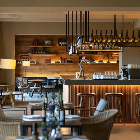 Wine & Golf Hotel