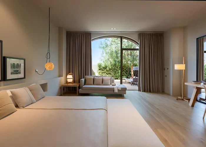 فندق Wine & Golf 5*
