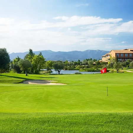 Wine & Golf Otel Peralada