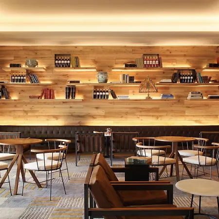 מלון Wine & Golf 5*