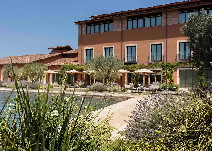 Wine & Golf Hotel 5*