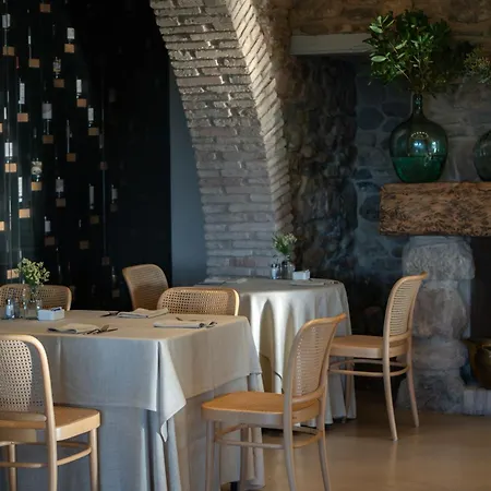 Otel Wine & Golf